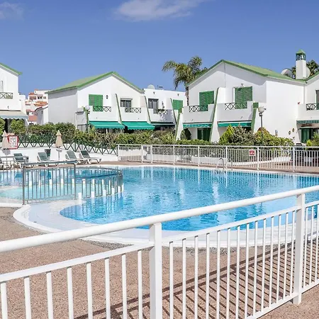 Flatguest Islas Bonitas דירה